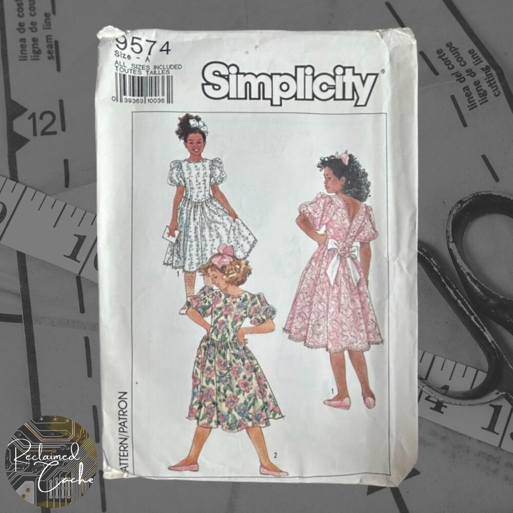 Simplicity 9574 Girls' Dress Pattern - Size 7-8-10-12-14